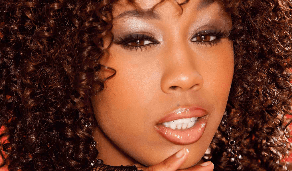 Misty Stone Boyfriend, Husband, Career, Height, Weight, Net Worth, Bra Size, Legacy, Bio & Wiki